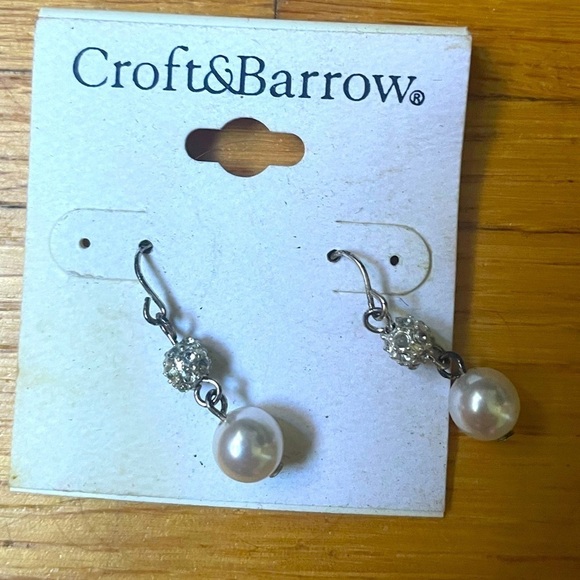 Croft & Barrow Silver Pearl Dangle Earrings - Picture 3 of 4